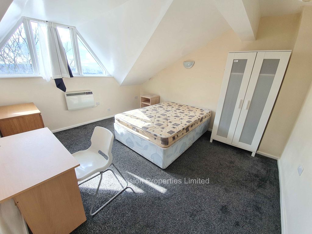 Property photo 3 of 4 Photo