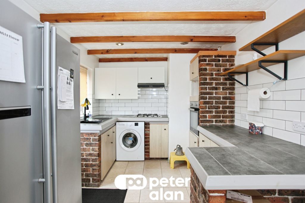 Property photo 3 of 39