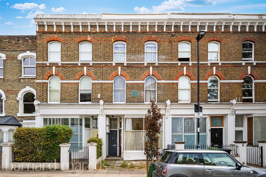 Property photo 1 of 9 Exterior