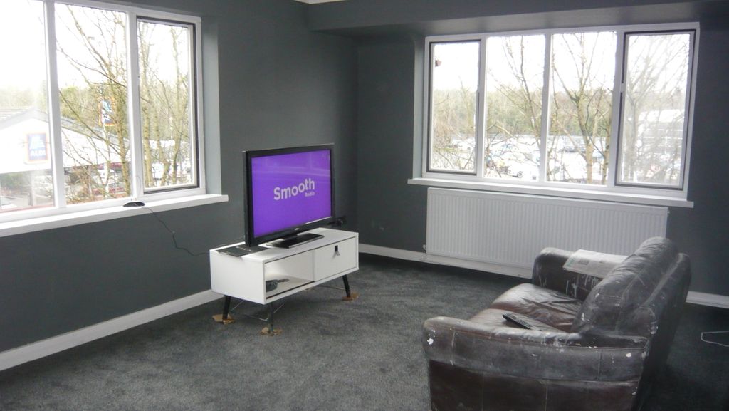 Property photo 2 of 8