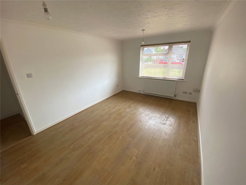 Property photo 2 of 19 Picture No. 08