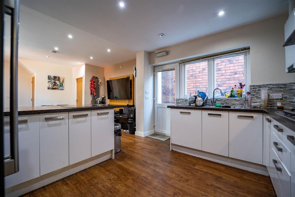 Property photo 2 of 27 Fas01979.Jpg