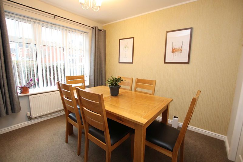 Property photo 2 of 17 Dining Room