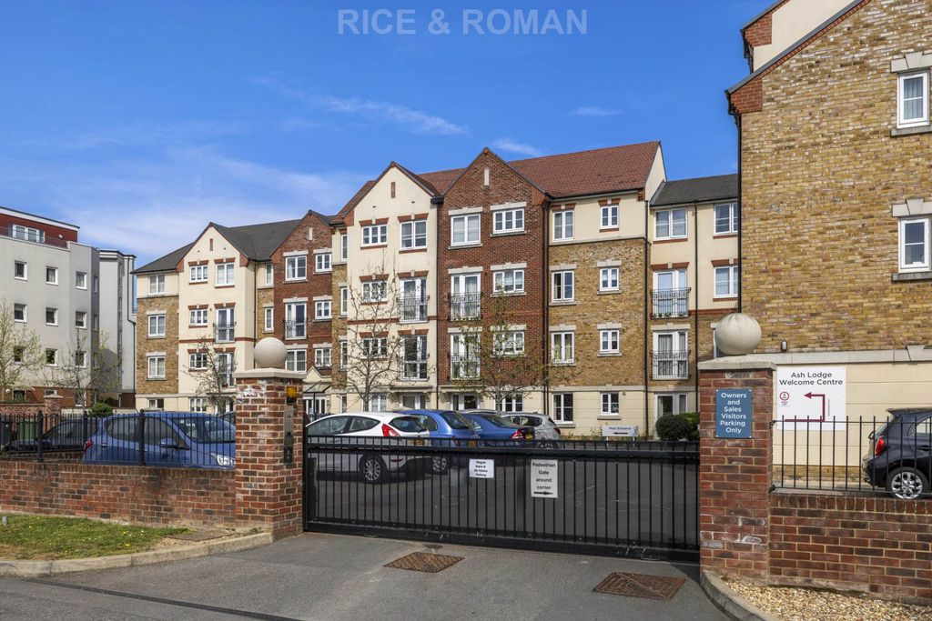 Property photo 1 of 15