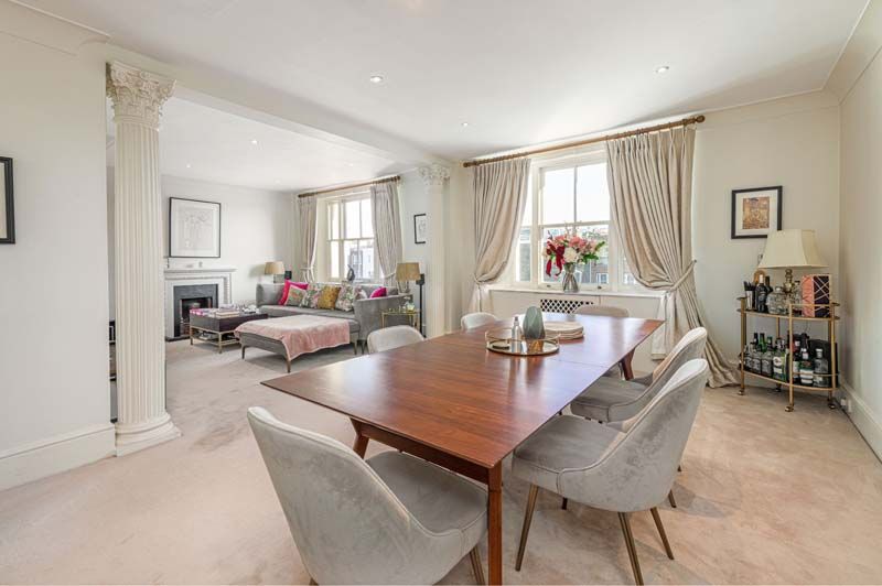 Property photo 1 of 10 3- 60 Eaton Place Din 2