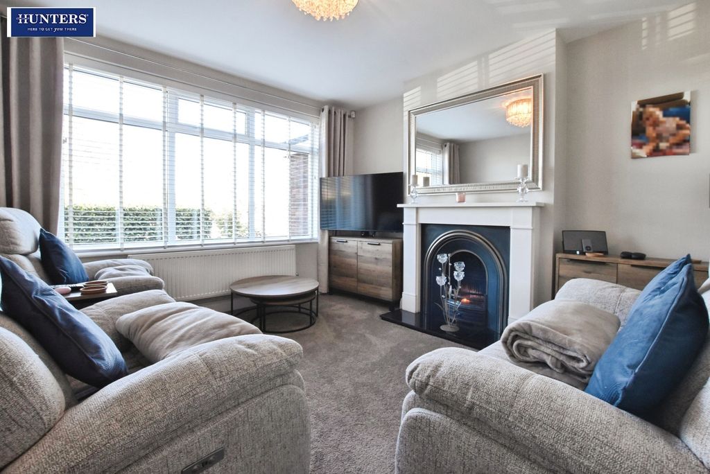 Property photo 3 of 21