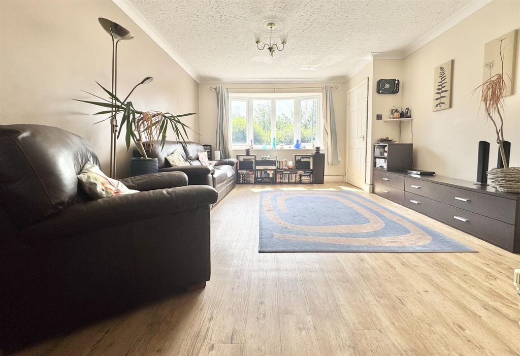 Property photo 3 of 16 Thumbnail_Image0 (1).Jpg