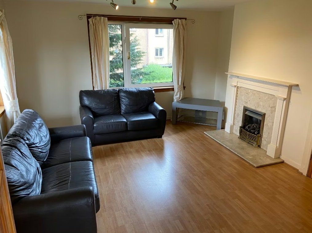 Property photo 2 of 8 Photo 2