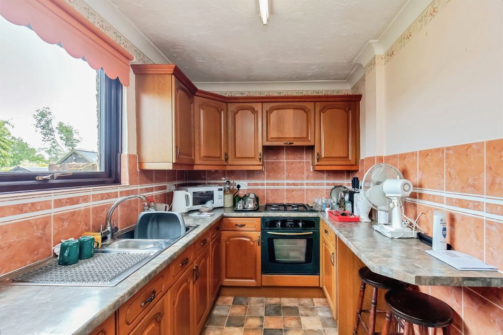Property photo 3 of 18