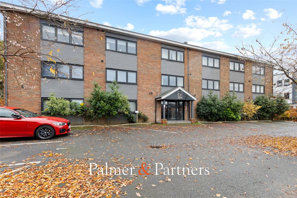 Property photo 1 of 16 Picture No. 18