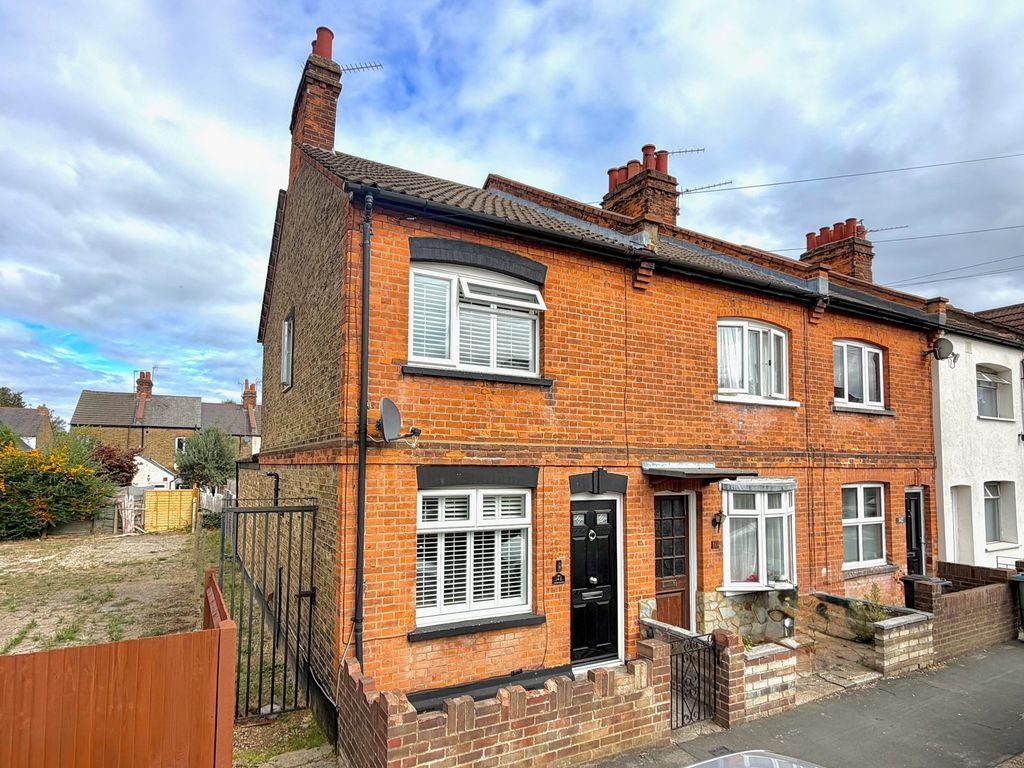 Property photo 1 of 14 External