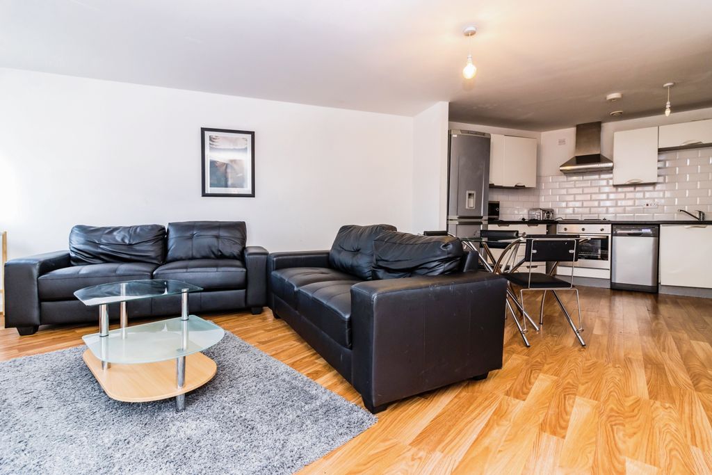 Property photo 3 of 8 Photography