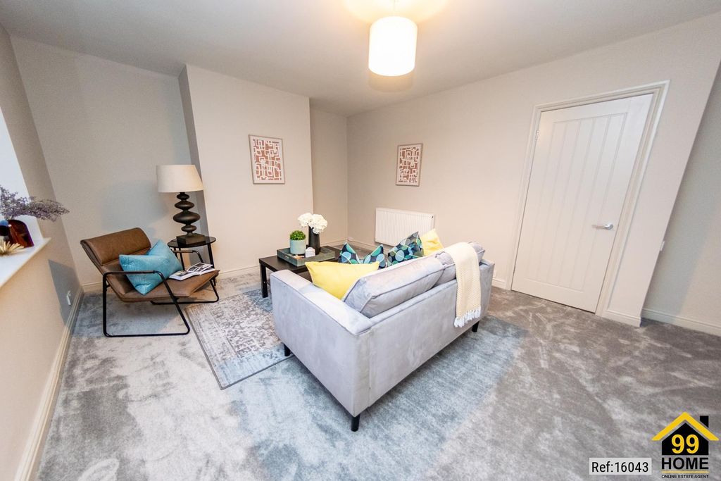 Property photo 3 of 25 Photo 2