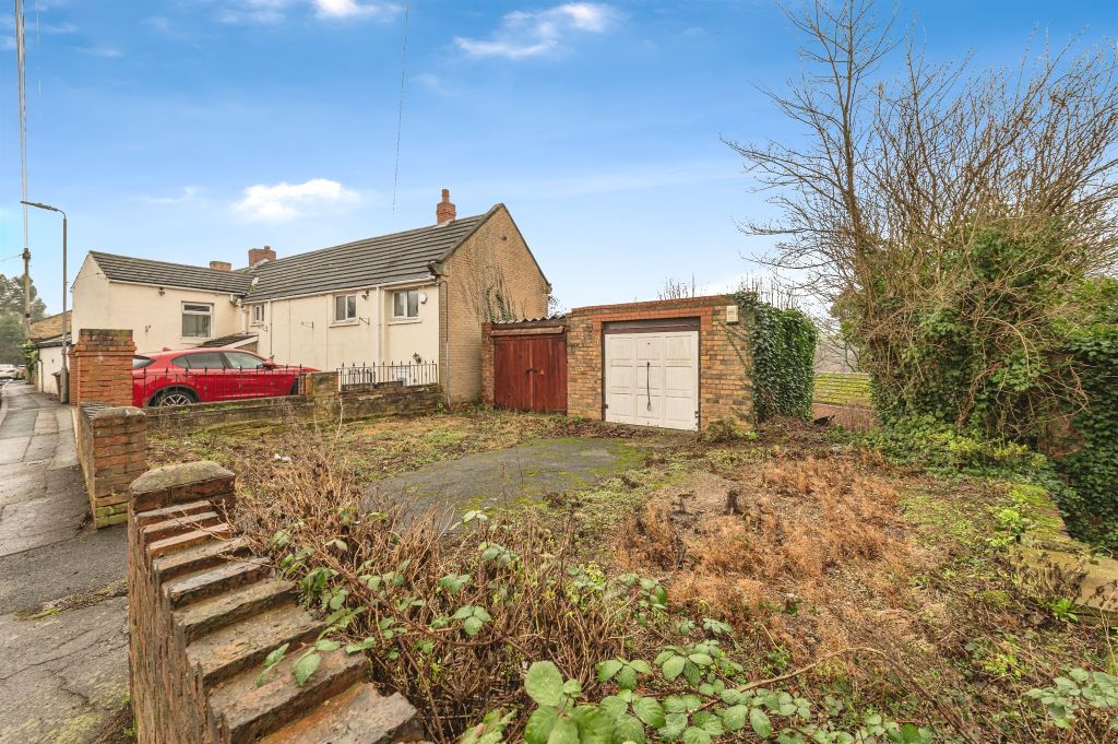 Property photo 3 of 4