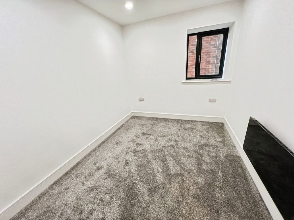 Property photo 3 of 15 Bedroom