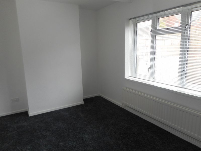 Property photo 3 of 8 Photo 3