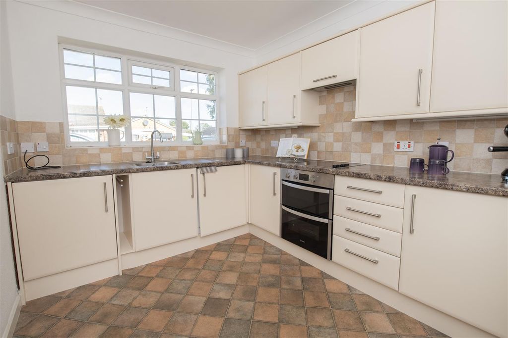 Property photo 3 of 24 12Harthillavenue010.Jpeg