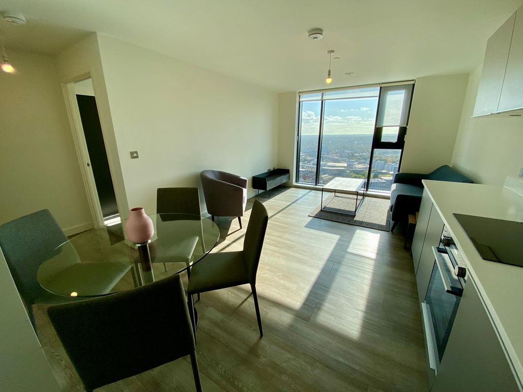 Property photo 2 of 9