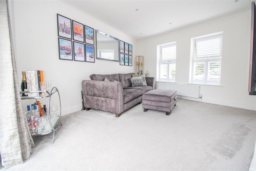 Property photo 2 of 15 Img_6801.Jpg