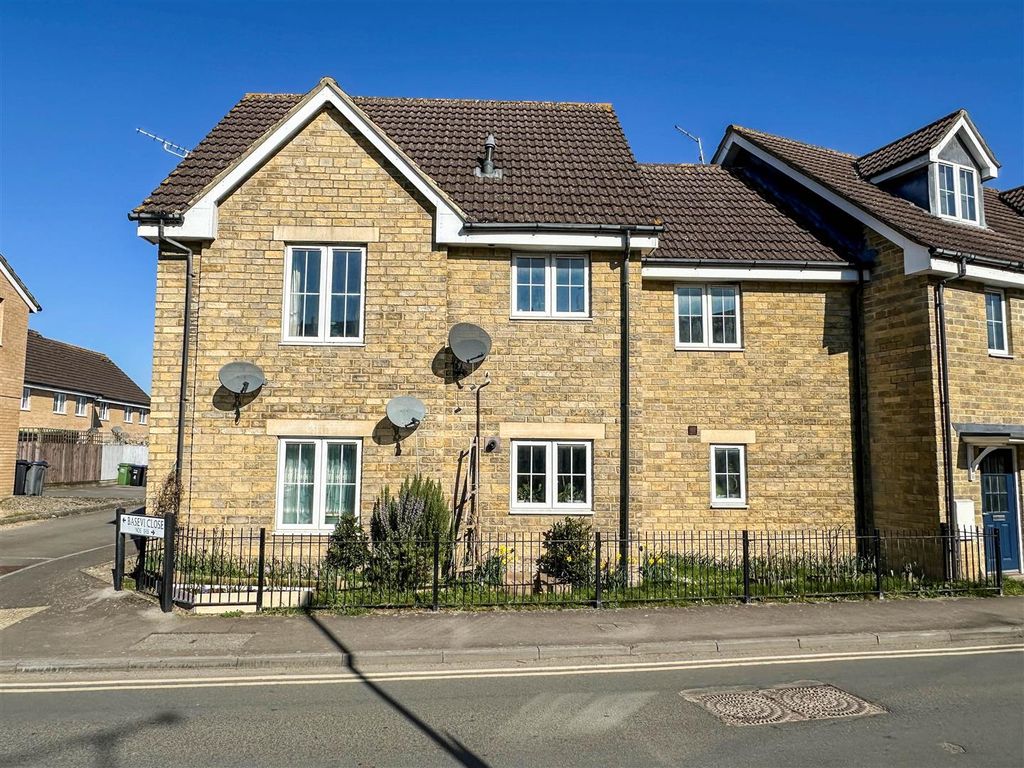 Property photo 1 of 9 Basevi-2.Jpg