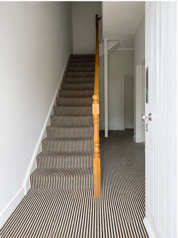 Property photo 2 of 6 Entrance Hall