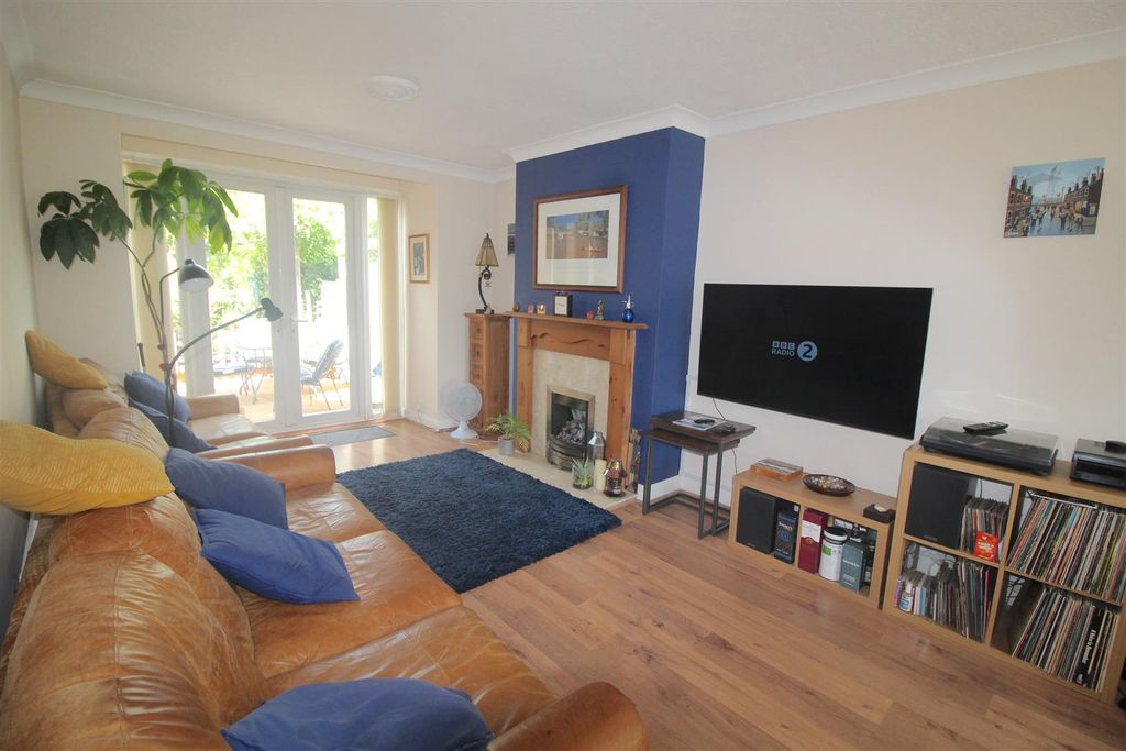 Property photo 3 of 14 Img_2775.Jpg