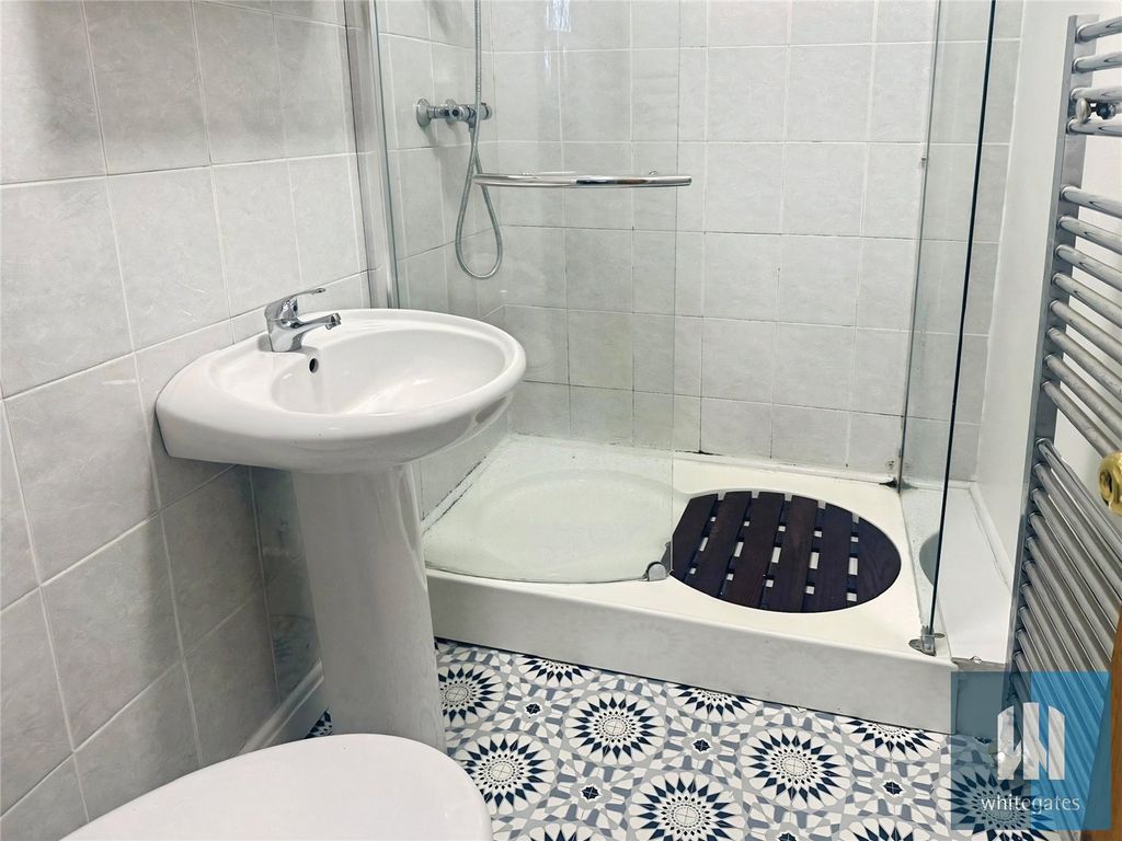 Property photo 3 of 8 Picture No. 02