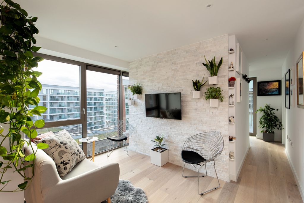 Property photo 1 of 36 3Â Bedroom Flat For Sale