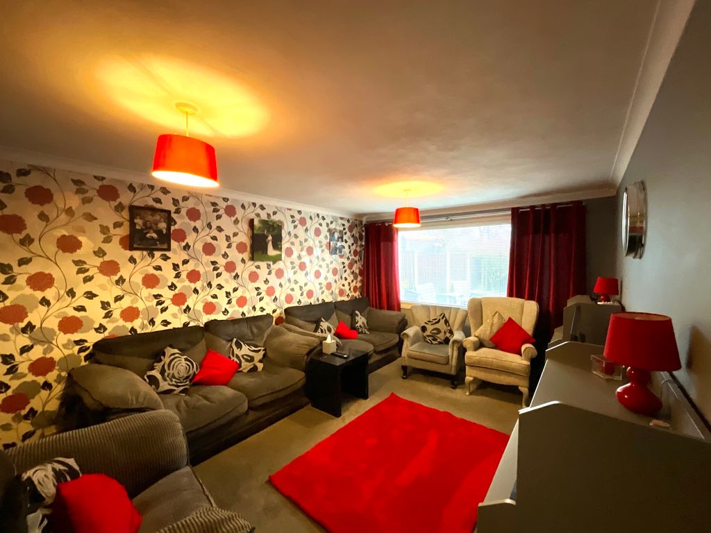 Property photo 3 of 19 Img_8491