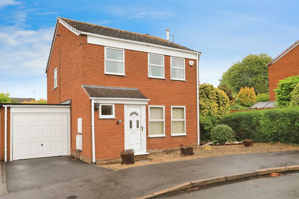 Property photo 1 of 17