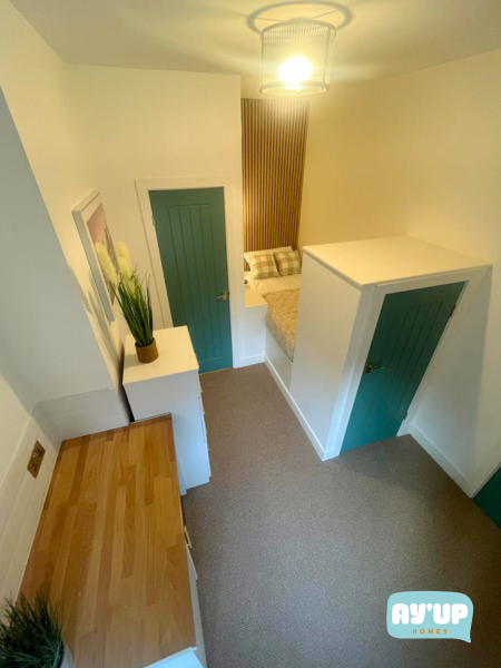 Property photo 1 of 9