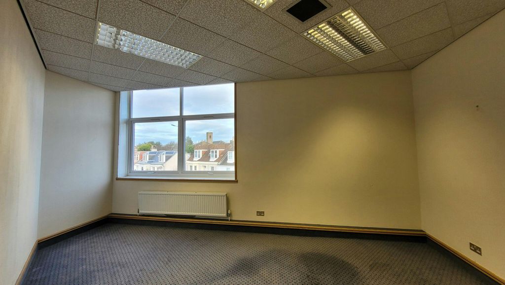 Property photo 3 of 10 Image 3