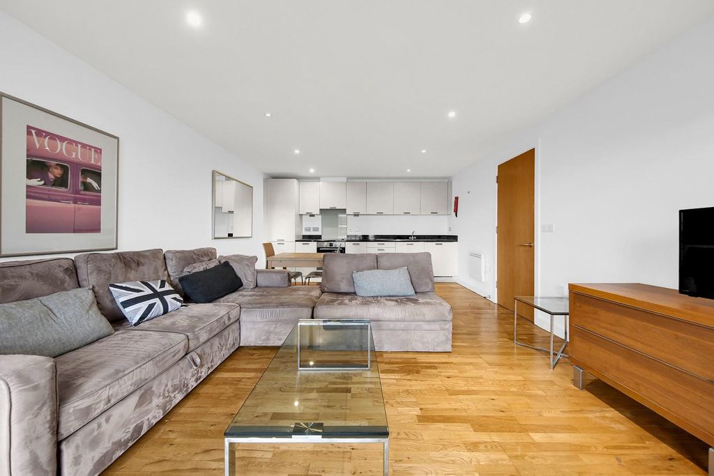 Property photo 3 of 13 6.Jpg