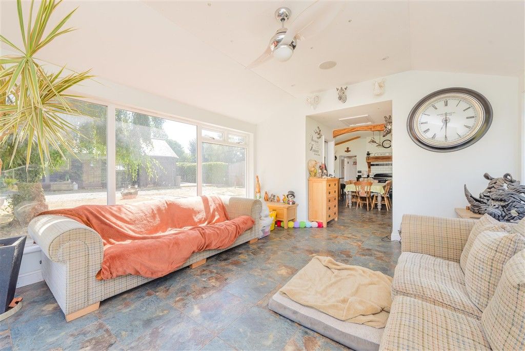 Property photo 3 of 19 Garden Room