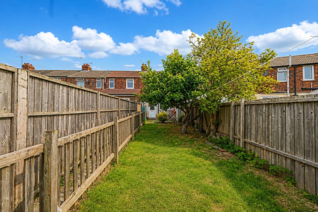Property photo 3 of 14