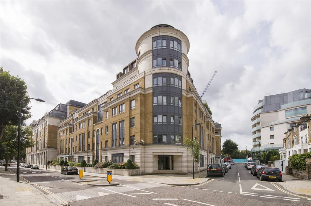 Property photo 2 of 11 Photo 1