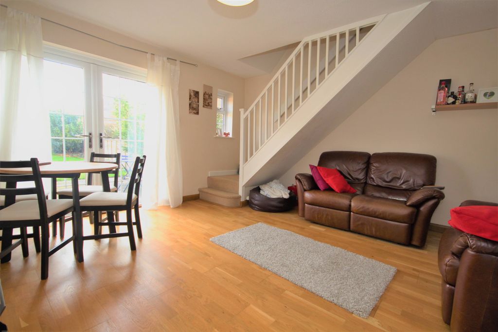 Property photo 2 of 9 Photo 7