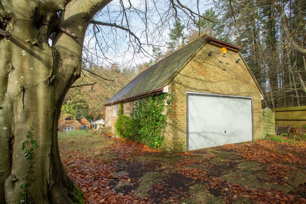 Property photo 3 of 9