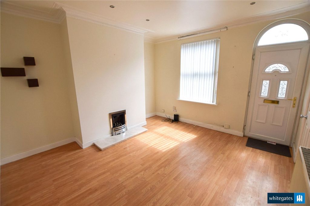 Property photo 2 of 12 Picture No. 04