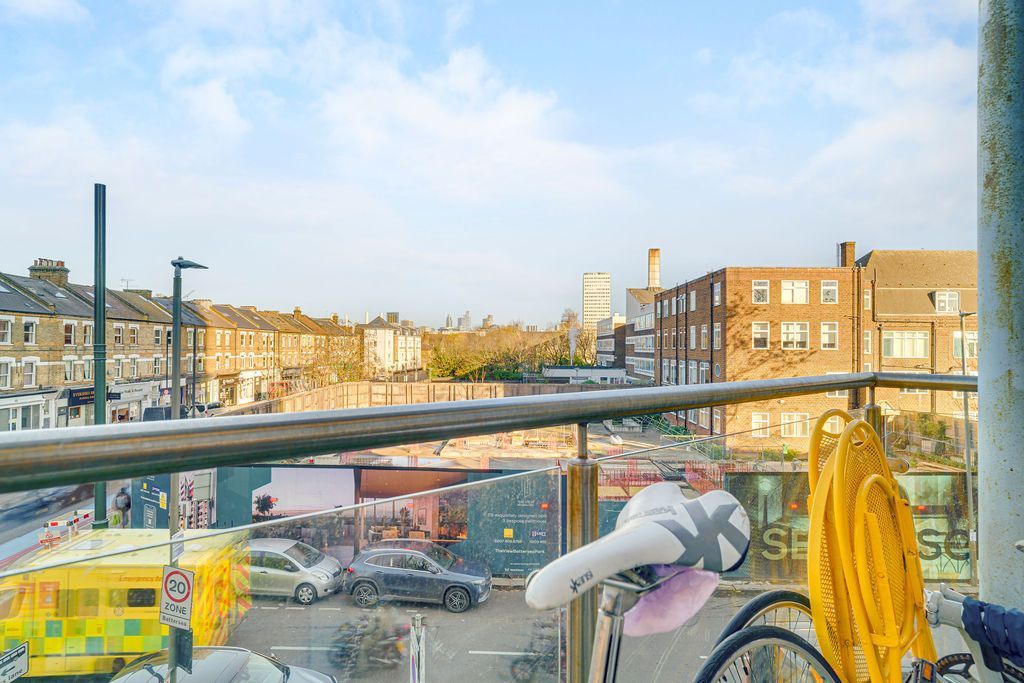 Property photo 3 of 10