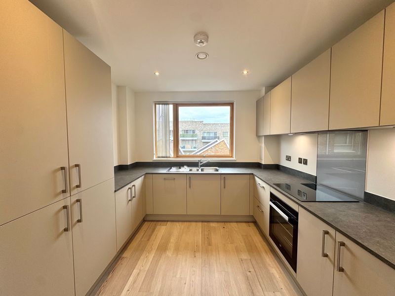 Property photo 2 of 7 Photo 5