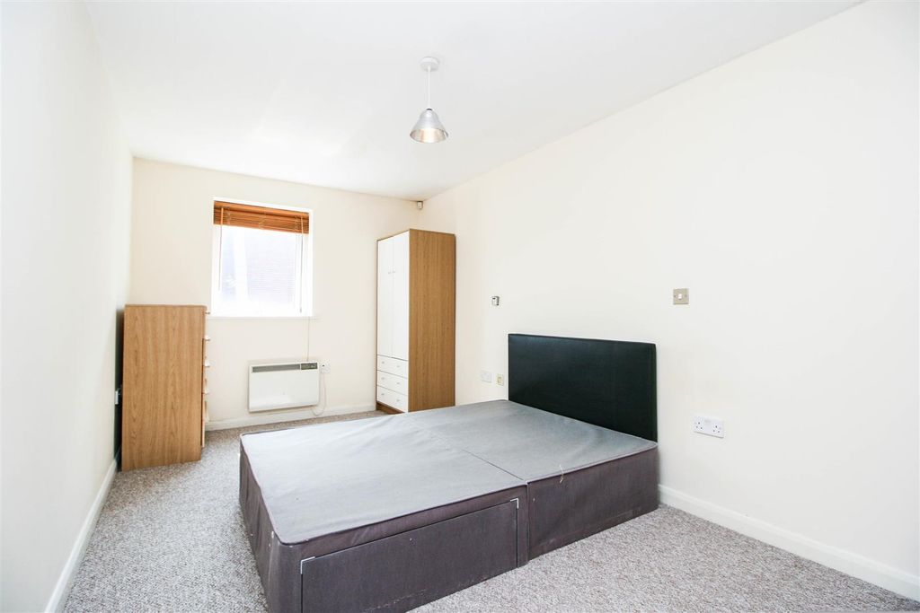 Property photo 3 of 7