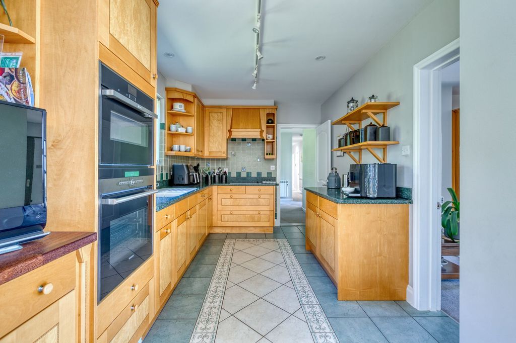 Additional image 7 of 4 bed detached house for saleMaison Du Cerisier, St Brelade JE3