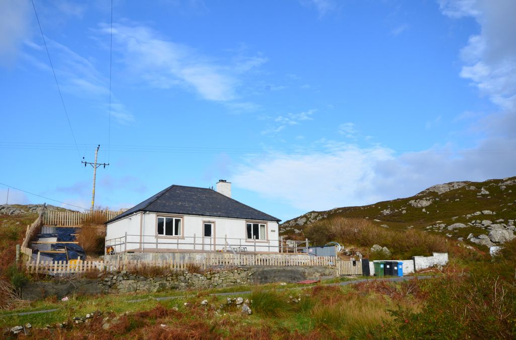Property photo 1 of 30