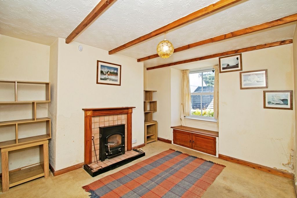 Property photo 3 of 15 Photo