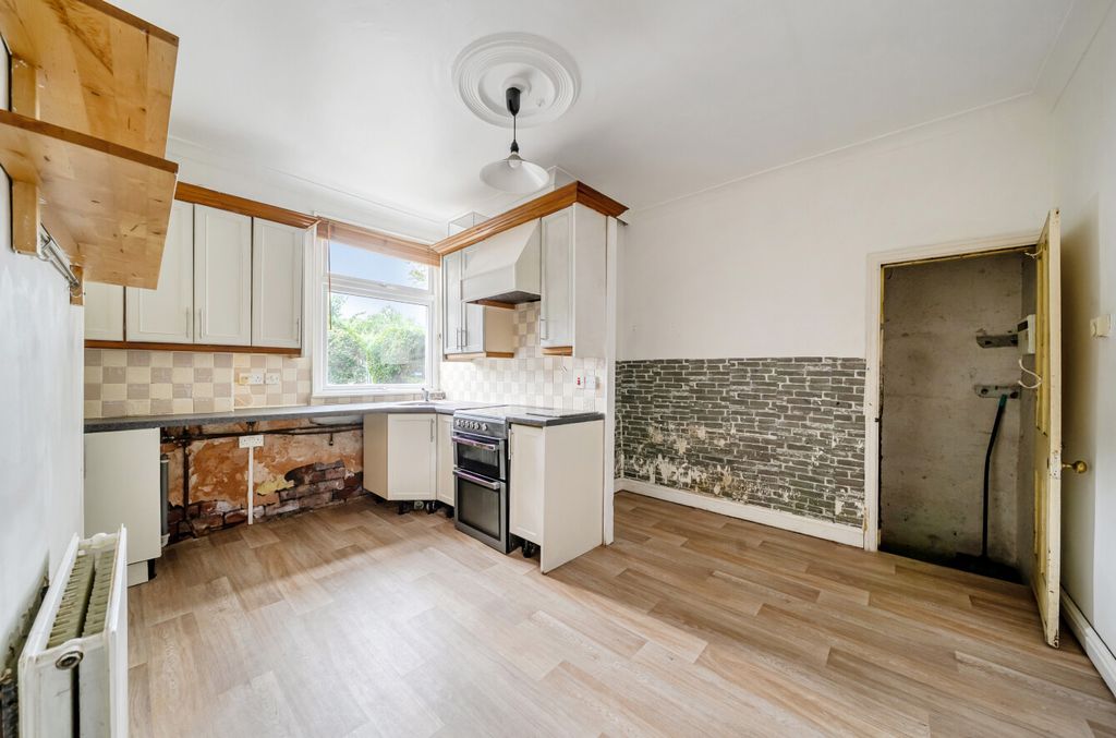 Property photo 3 of 11 1493173-11-6A5778...