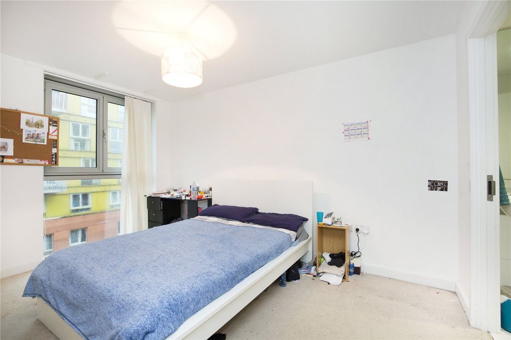 Property photo 3 of 9 Picture No. 18