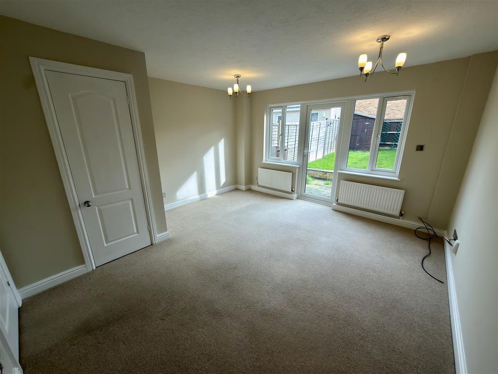 Property photo 3 of 9 Img_2032.Jpeg