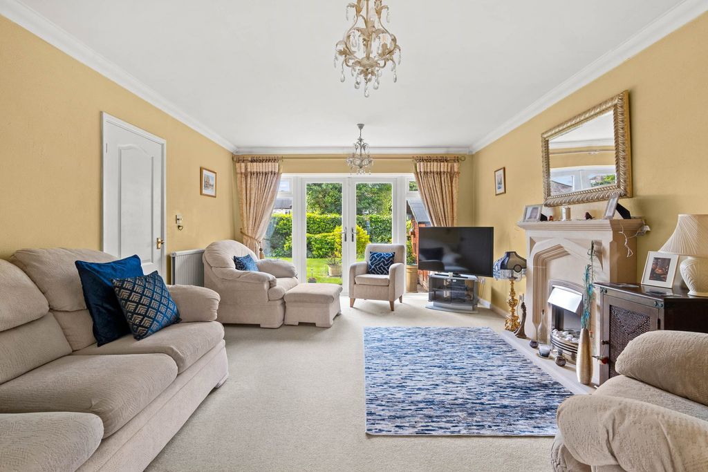 Property photo 3 of 16