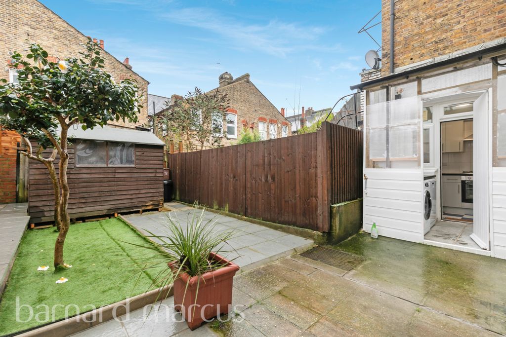 Property photo 1 of 8 Image